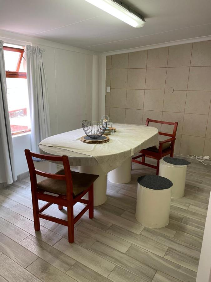The Oasis Accommodation Lüderitz Εξωτερικό φωτογραφία