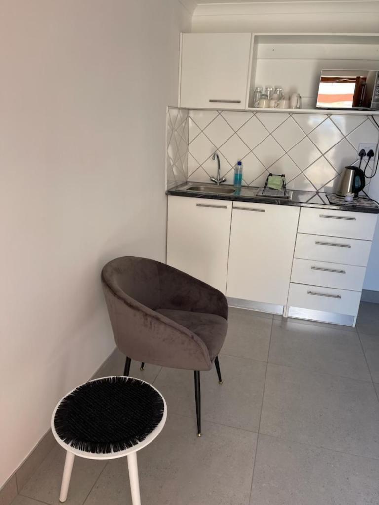 The Oasis Accommodation Lüderitz Εξωτερικό φωτογραφία