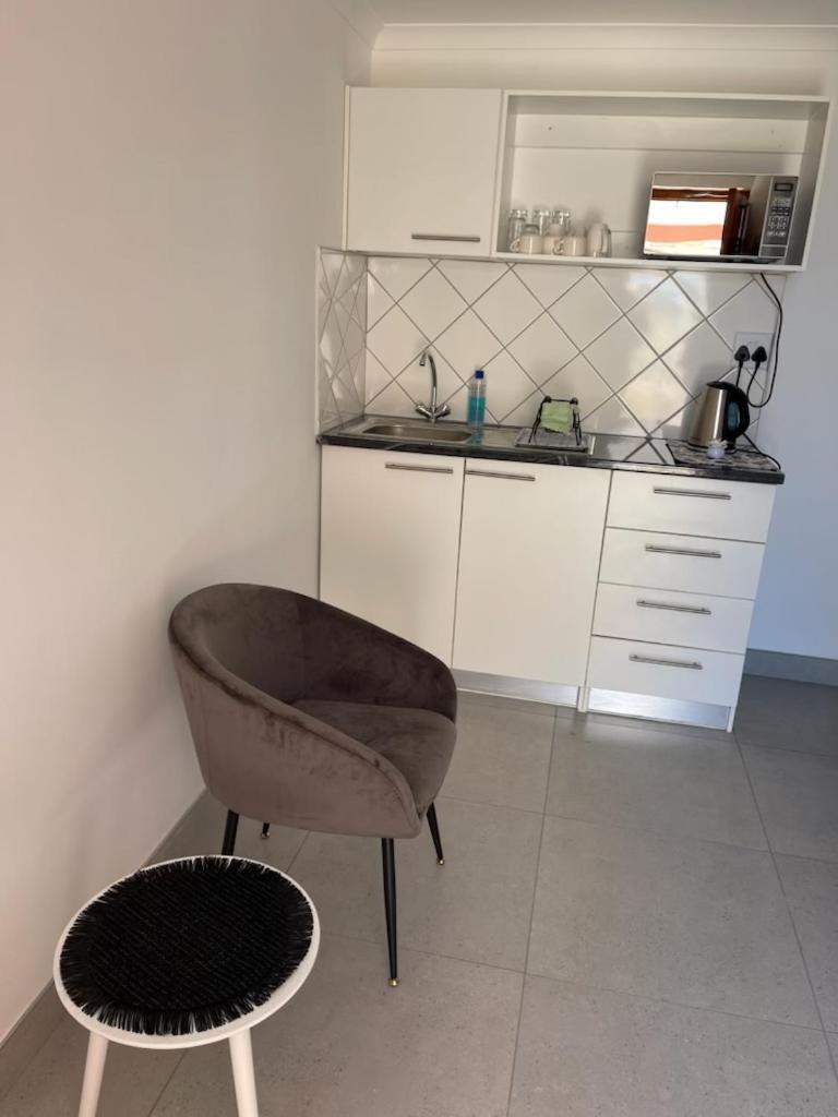 The Oasis Accommodation Lüderitz Εξωτερικό φωτογραφία